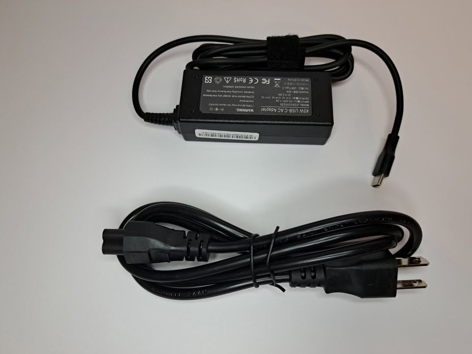 45W Chargeur AC Power Adapter 45W USB-C AC Adapter NEUF