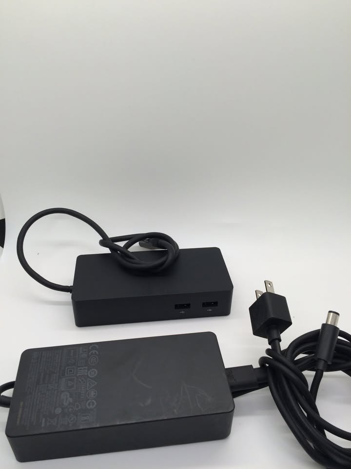 Surface Dock - Station d'accueil Microsoft pour Surface Laptop, surface book, surface pro Pro 7, 6,5,4