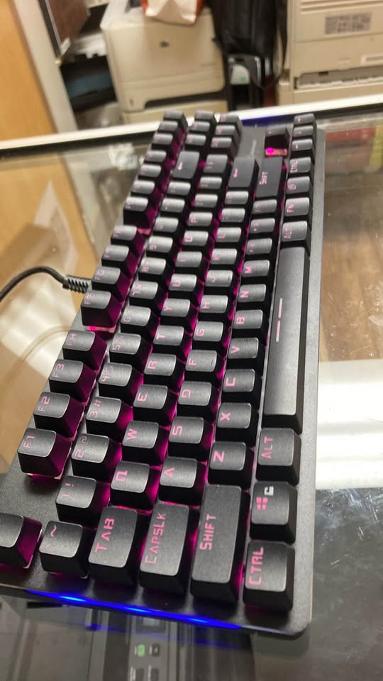 Clavier Lumineux RGB Gamer et Bureau