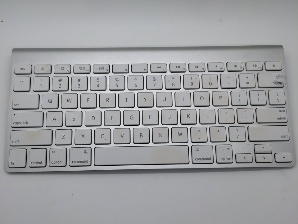 Apple A1314 Clavier Bluetooth Wireless Magic Keyboard