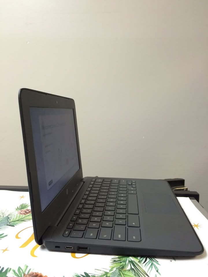 Chromebook HP 11 G6 EE system chromeOs Disk 16G RAM 4G Bonne batterie